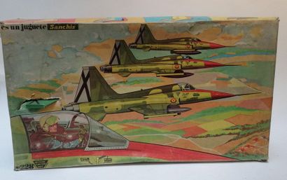 Lot de 4 maquettes espagnoles diverses