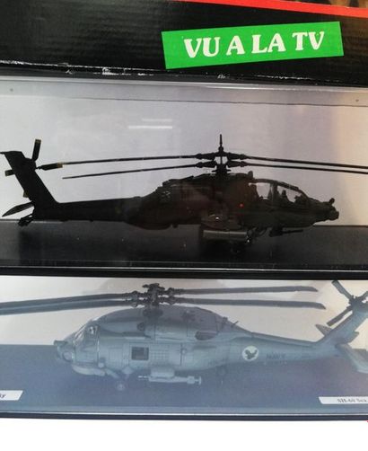 Lot de 5 maquettes d'hélicoptère