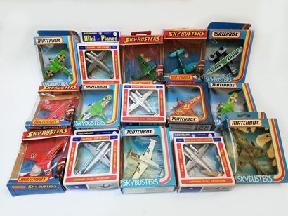 Un lot de 27 avions MATCHBOX et 4 avions...