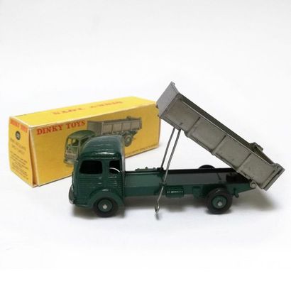 DINKY TOYS FRANCE

Benne basculante Simca...