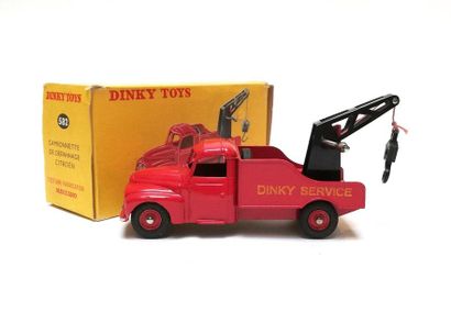 DINKY TOYS FRANCE

Citroën Dépannage rouge...