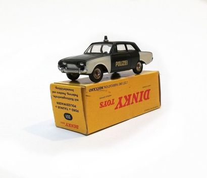 DINKY TOYS FRANCE

Ford tonus Polizeiwagen...
