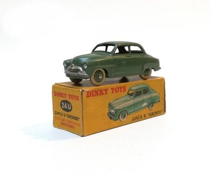 DINKY TOYS FRANCE

Simca 9 