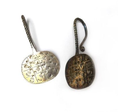 Pair of earrings. Silver plated metal. Indonesia,...