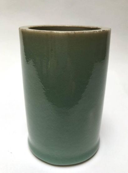 Bitong in celadon glazed porcelain. Japan,...