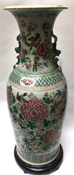 Baluster vase in polychrome porcelain decorated...