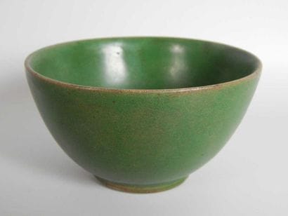 Sandstone bowl. Siam, 20th century. 

H:...