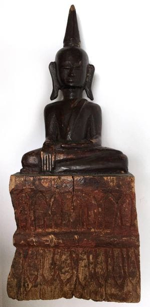 Wooden lacquered wooden Buddha Shan sitting...