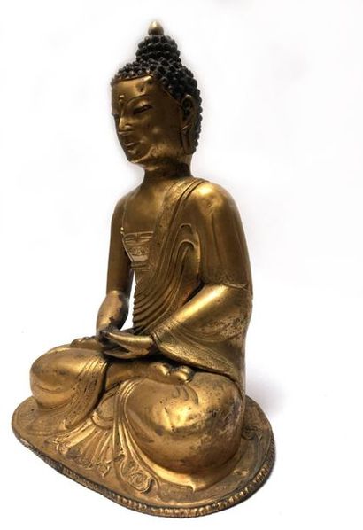 Sitting Buddha, in the meditation position...