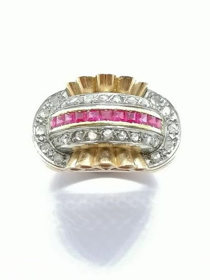 BAGUE pont en or rose 18K (750/°°) ornée...
