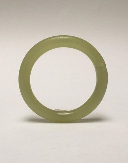 Round tubular bracelet of simple design in...