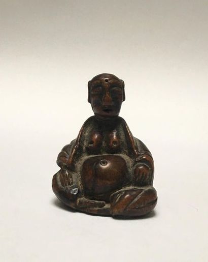Old Buddha made of zhitan wood, with a patina...