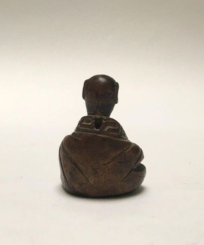 Old Buddha made of zhitan wood, with a patina...