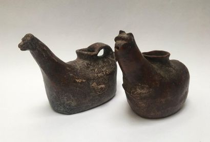 Set composed of 2 zoomorphic receptacles...