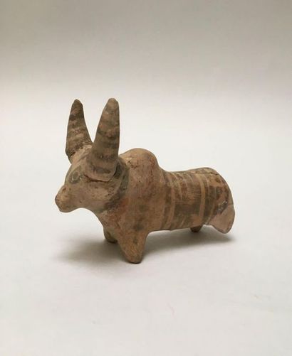 Striped terracotta zebu painted brown.

Nindowari...