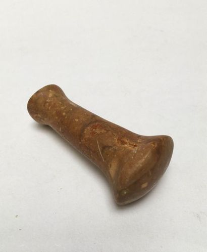 Flared pink stone labret. 

L: 5cm

(Ref:...