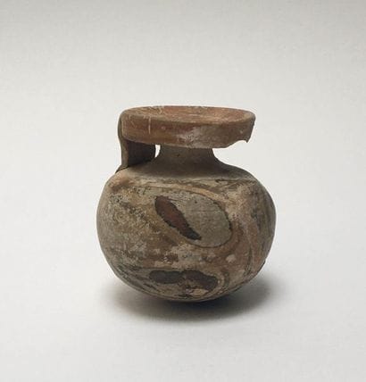 Small globular arybelle in beige ceramic,...