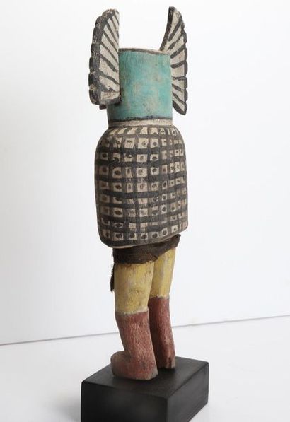 Decorative doll in polychrome wood.

Kachina,...
