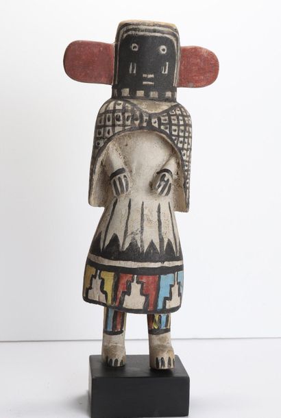 Decorative doll in polychrome wood.

Kachina,...