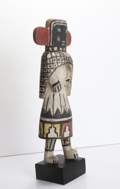 Decorative doll in polychrome wood.

Kachina,...