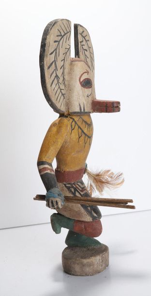 Decorative doll in polychrome wood.

Kachina,...