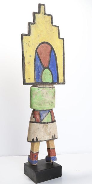 Decorative doll in polychrome wood.

Kachina,...