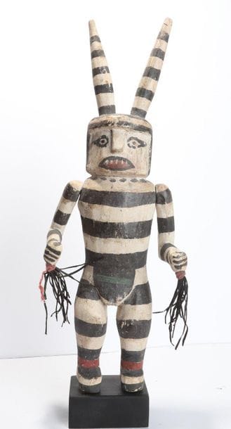 Decorative doll in polychrome wood.

Kachina,...