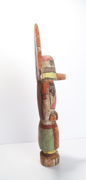 Decorative doll in polychrome wood.

Kachina,...