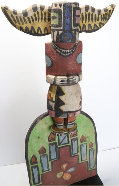Decorative doll in polychrome wood.

Kachina,...