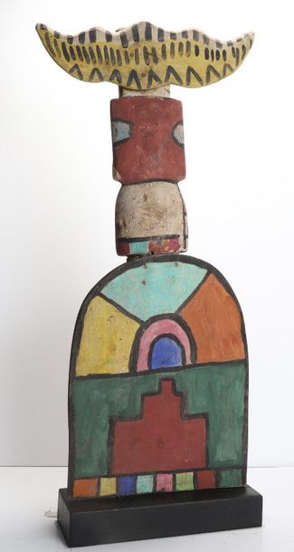 Decorative doll in polychrome wood.

Kachina,...