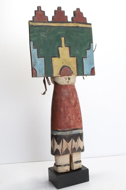 Decorative doll in polychrome wood.

Kachina,...