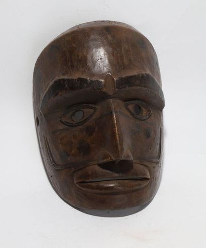 Anthropomorphic decorative mask with a face...