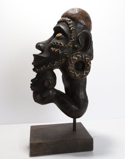 Decorative anthropomorphic bust showing a...