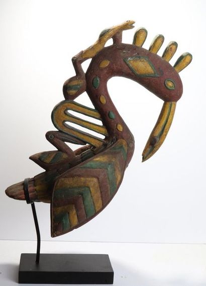 Zoomorphic figure showing a bird 