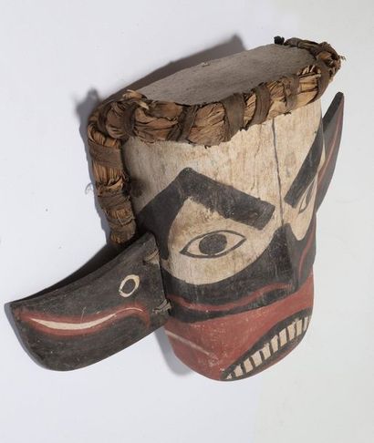 Anthropozoomorphic decorative mask with a...