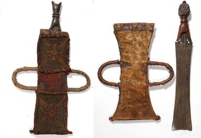 Set of two parry knives: rectangular blade...