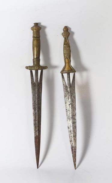 Set of two daggers with straight, openworked...