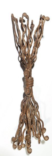 Primitive coin in a bundle of twisted rods...