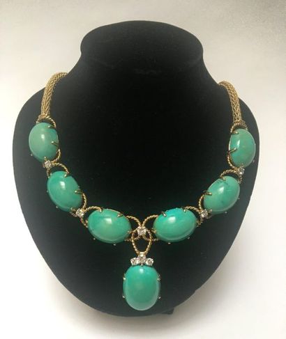 COLLIER ras de cou en or jaune 18k (750/°°)...