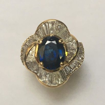 BAGUE BALLERINE en or jaune 18k (750/°°)...