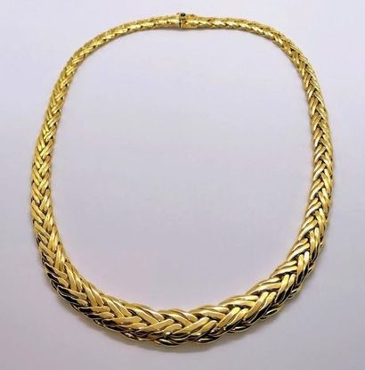 COLLIER en or jaune 18K (750/°°), maille...