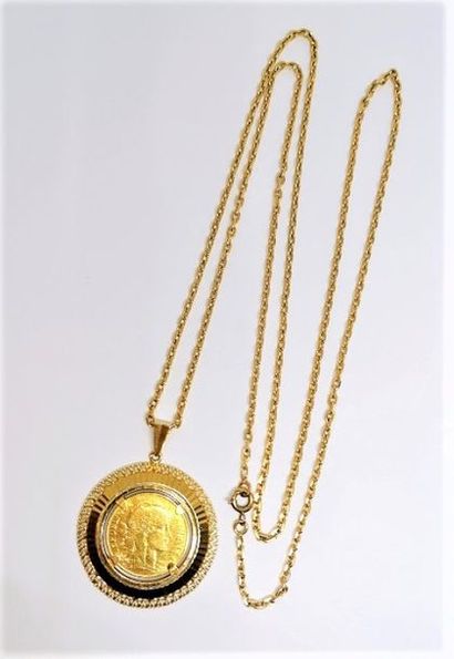 CHAINE en or jaune 18K (750/°°), maille forçat...