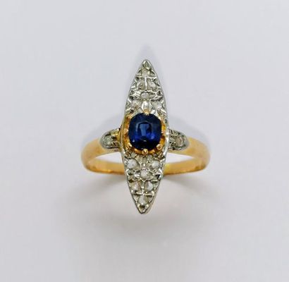 BAGUE MARQUISE en or jaune 18K (750/°°),...