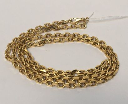 CHAINE en or 18k (750/°°) à maille forçat...