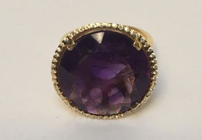 BAGUE en argent doré (vermeil) 925/°° centrée...