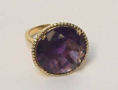 BAGUE en argent doré (vermeil) 925/°° centrée...