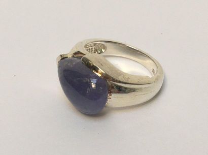 BAGUE en argent 925/°° à monture moderniste...
