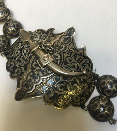 CEINTURE de femme caucasienne en argent 84...