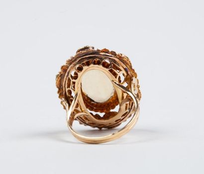 BAGUE ancienne en or jaune 18k (750/°°) à...