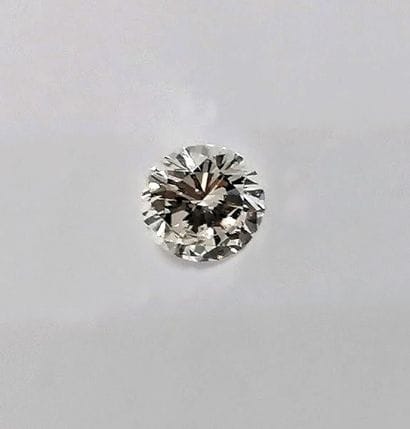 DIAMANT TAILLE BRILLANT, couleur présumée...